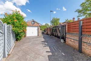 Parking Area- click for photo gallery